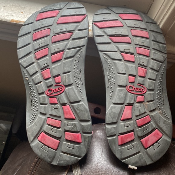 Chaco girl sandal - Picture 2 of 6